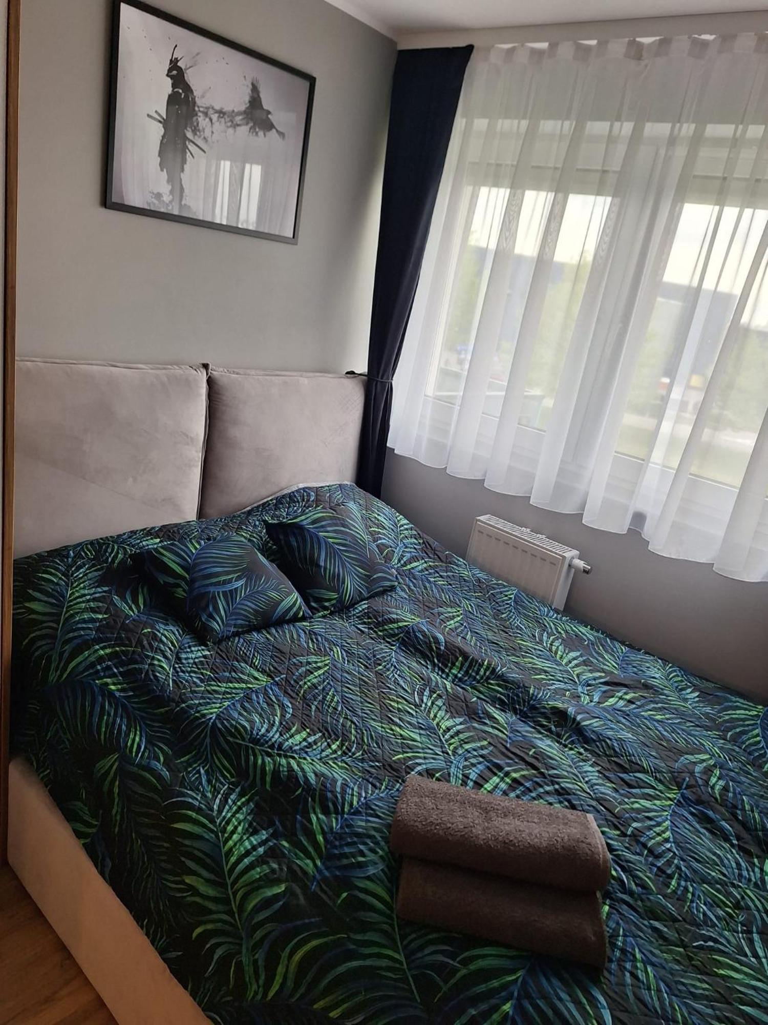 Komfortowy Apartament Dla 7 Osob Ch Arena, Prywatny Parking 格利维采 外观 照片